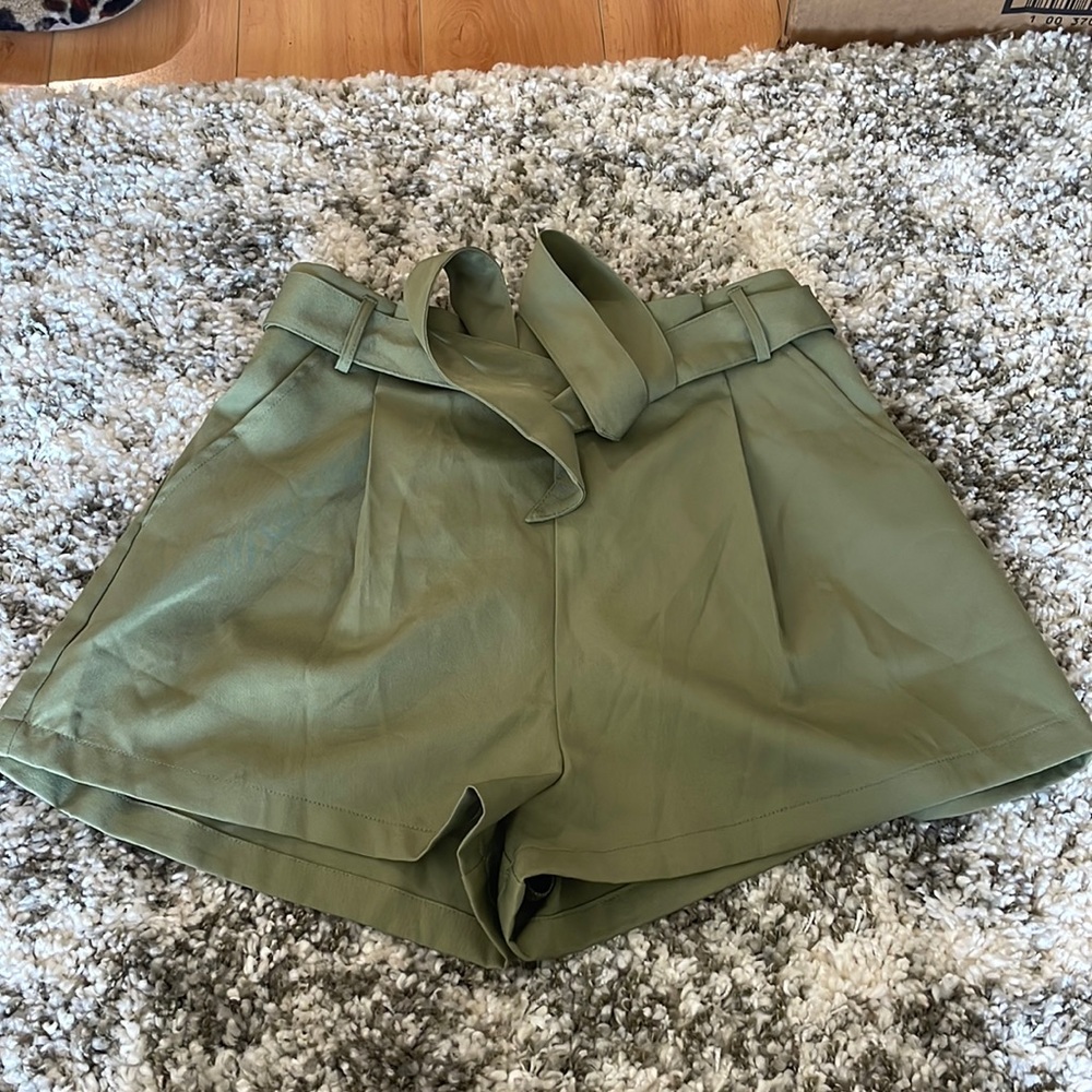About Us Trouser shorts Large